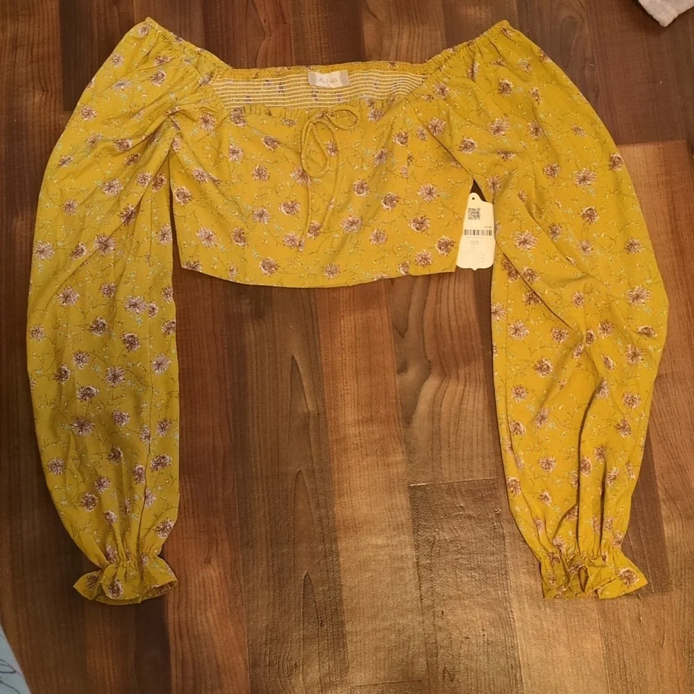 NWT Altar'd State Medium Long Sleeve Mustard Floral Crop Top - Picture 1 of 4